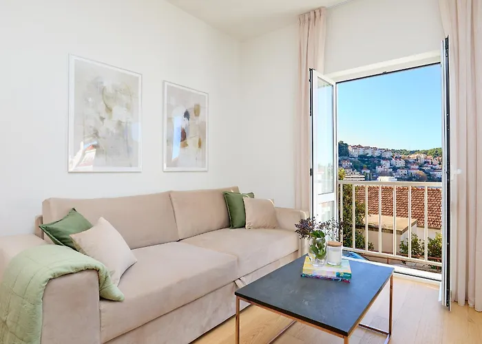 Hedera Estate Hedera A37