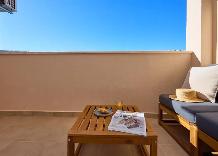 Hedera Estate Hedera A37 *